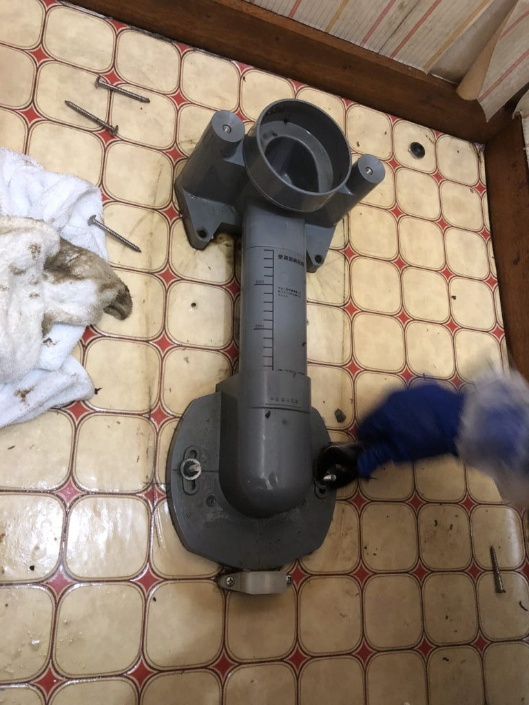 排水溝取り外し